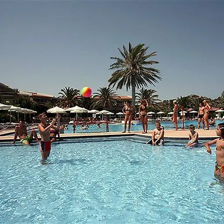 Cathrin Resort 4*